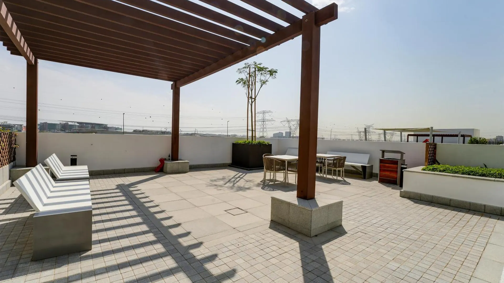 Amazing Studio In Azizi Riviera 9,City & Pool View Dubaï Appartement