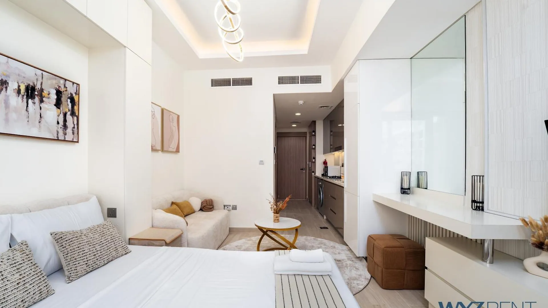 Amazing Studio In Azizi Riviera 9,City & Pool View Dubaï