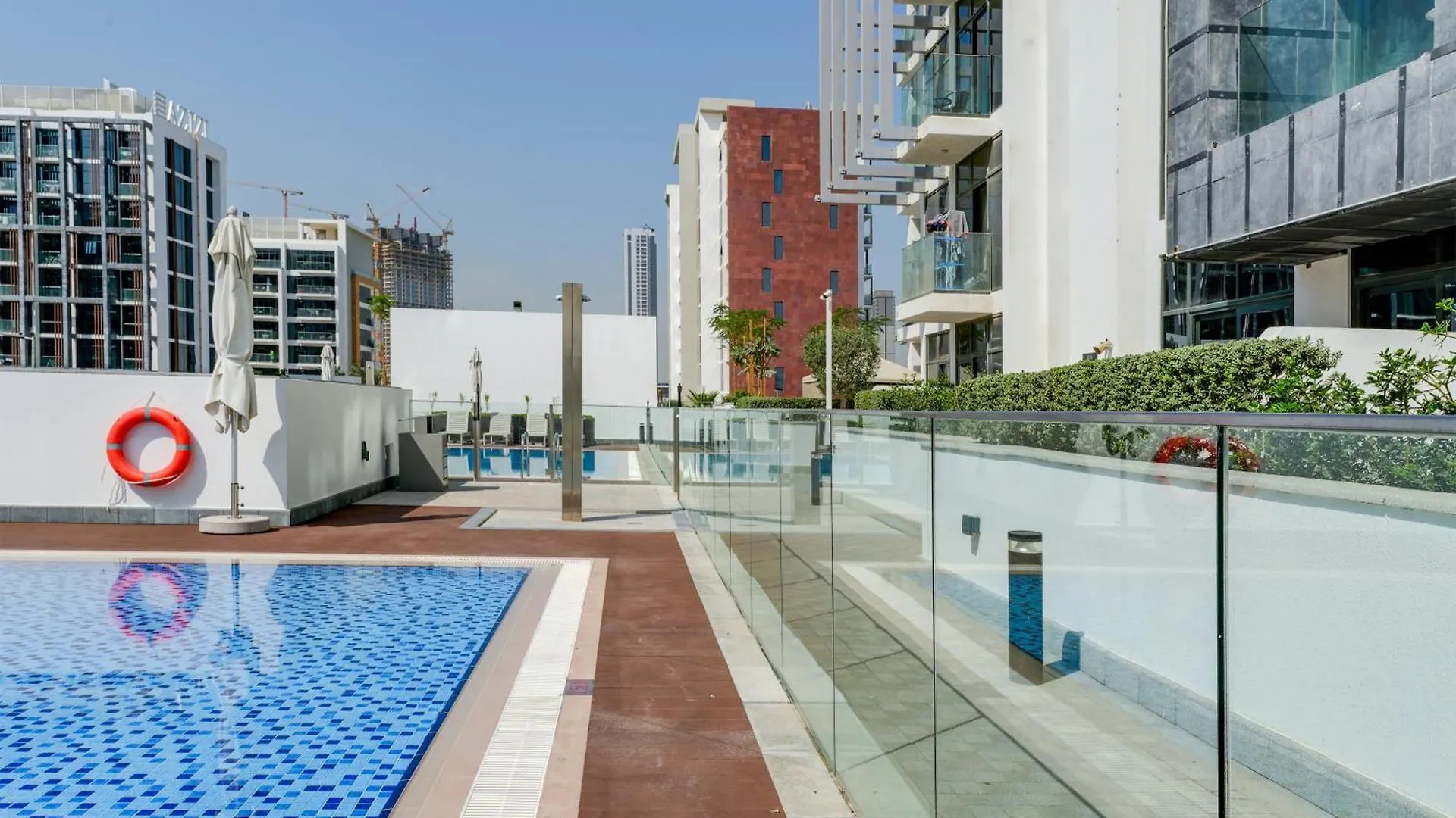 Amazing Studio In Azizi Riviera 9,City & Pool View Dubaï Appartement